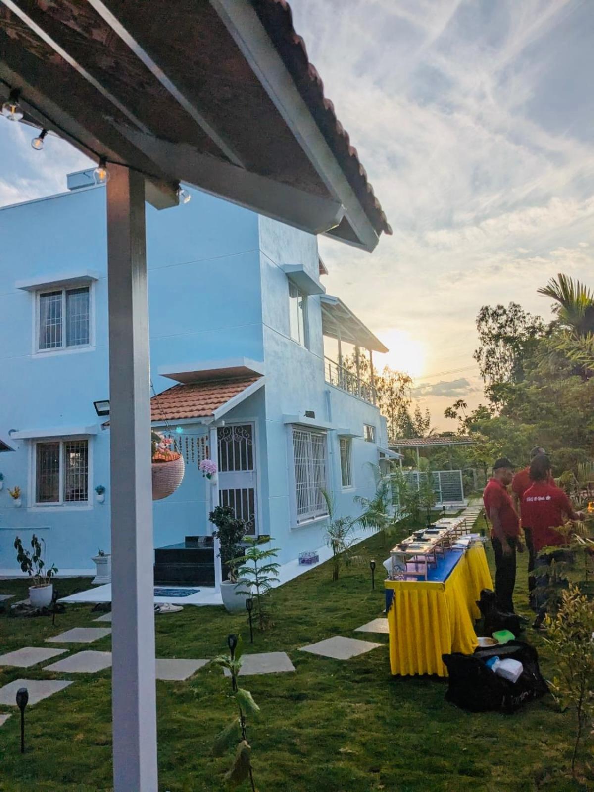 Villa